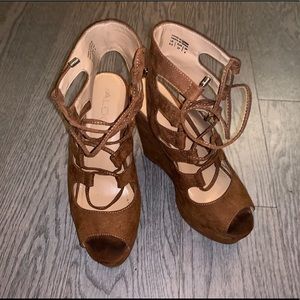 Super cute Aldos sandals